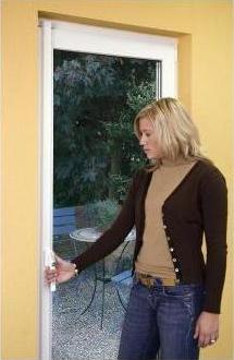 Anzeige: ABUS FOS 550 © ABUS August Bremicker Söhne KG bei Amazon.de ABUS FOS550 Stangenschloss für Fenster und die Terrassentür