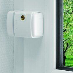Anzeige: Fensterschloss ABUS FTS 3003 W bei Amazon.de ABUS FTS3003 W - Zusatzsicherung für Fenster