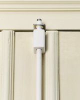 Anzeige: ABUS TSS550 W bei Amazon.de ABUS TSS 550 Tür-Stangenschloss